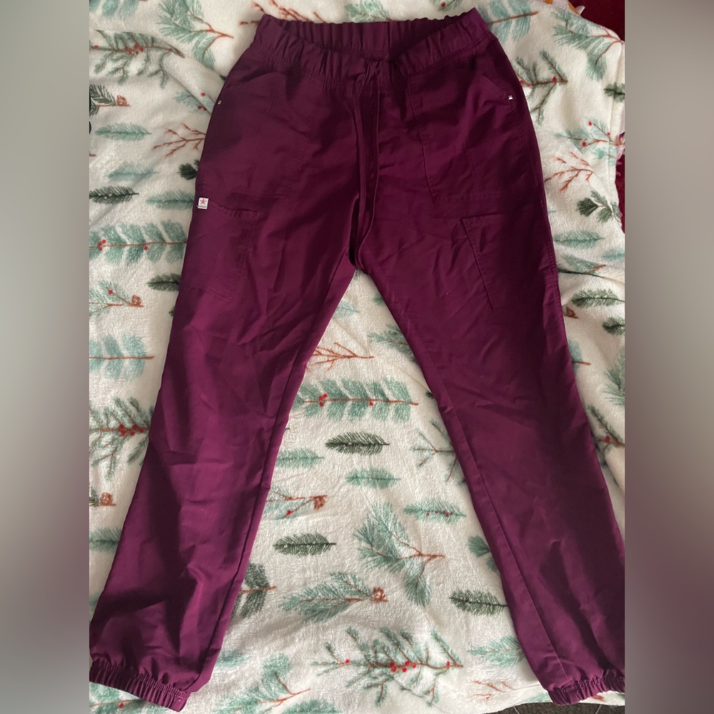 Scrubs set